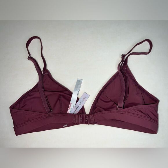 Out From Under Triangle Bralette - Picture 2 of 4